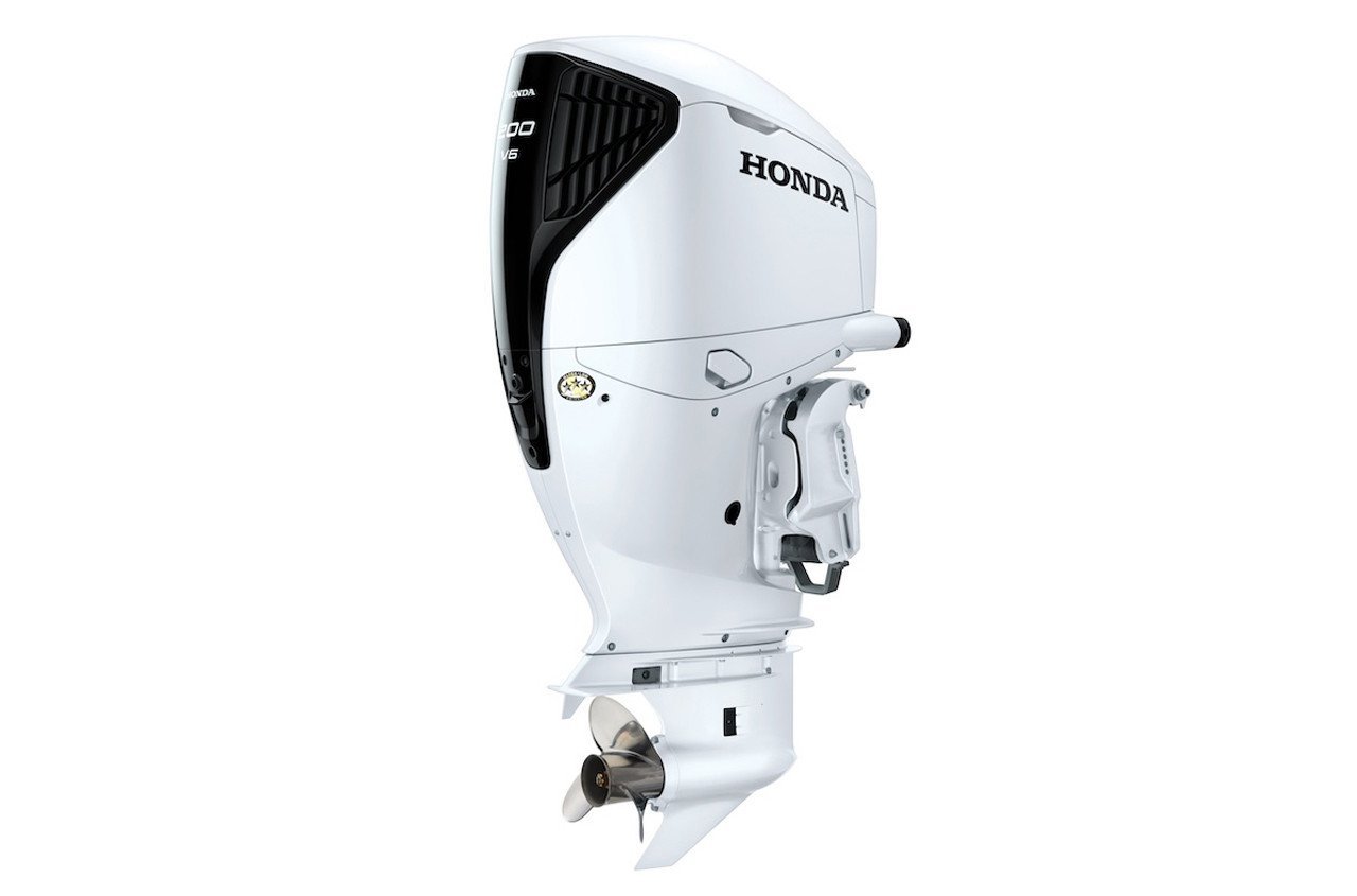 Honda 200hp White Outboard | Remote Mechanical, Electric Start, 25″ Shaft | BF200DK1XRA